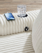 Load image into Gallery viewer, Lindyn Chaise