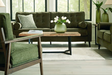 Load image into Gallery viewer, Reveon Lakes Sofa