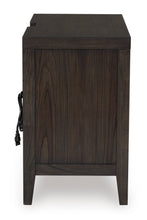 Load image into Gallery viewer, Westonfort Three Drawer Night Stand