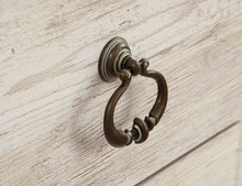 Load image into Gallery viewer, Willowton 60" TV Stand