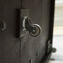 Load image into Gallery viewer, Bensonale Occasional Table Set