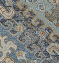 Load image into Gallery viewer, Traemore Sofa