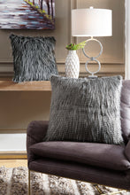 Load image into Gallery viewer, Ryley Accent Pillow