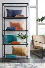 Load image into Gallery viewer, Dovinton Pillow