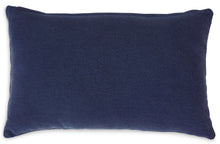 Load image into Gallery viewer, Dovinton Pillow
