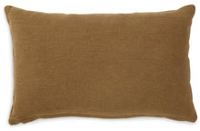 Load image into Gallery viewer, Dovinton Pillow