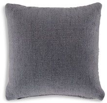 Load image into Gallery viewer, Yarnley Pillow