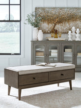 Load image into Gallery viewer, Chetfield Storage Bench