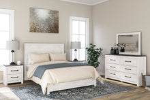 Load image into Gallery viewer, Gerridan Queen Panel Bed