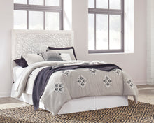 Load image into Gallery viewer, Paxberry Queen