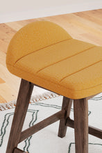 Load image into Gallery viewer, Lyncott Bar Stool