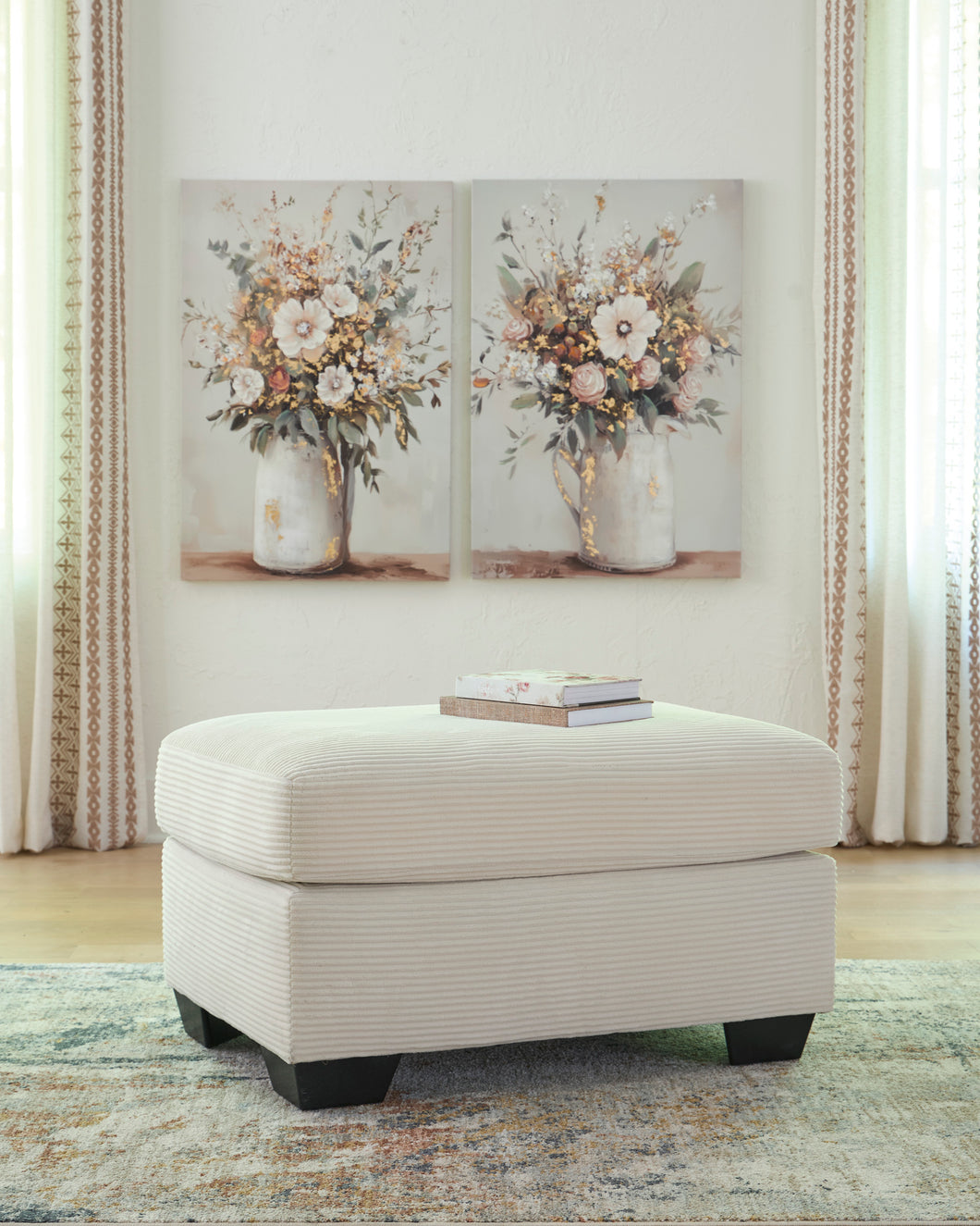 Amesley Ottoman