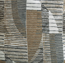 Load image into Gallery viewer, Newellen 3-Piece Sectional with Chaise - TAX INCLUDED !
