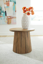 Load image into Gallery viewer, Ceilby Accent Table Set
