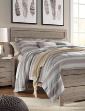 Load image into Gallery viewer, Culverbach Queen Panel Bed with 2 Nightstands
