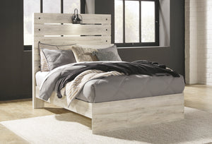 Cambeck Full Panel Bed with 2 Nightstands