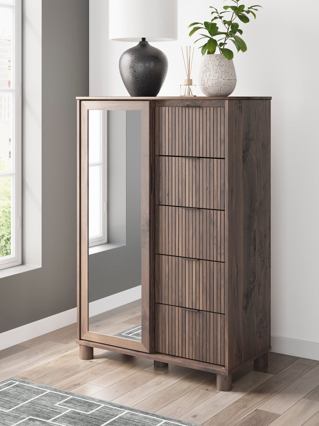 Cadmori Dressing Chest