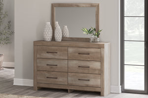 Gachester Dresser / Mirror