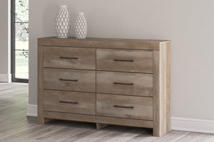 Gachester Dresser / Mirror