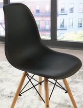 Load image into Gallery viewer, Jaspeni Dining Chair
