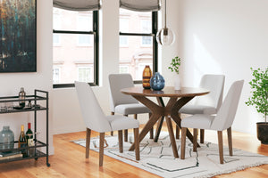 Lyncott Table and 4 Chairs