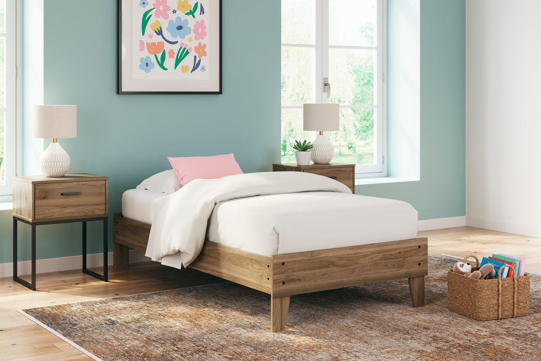 Deanlow Platform Bed Foundation