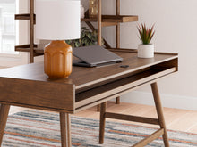 Load image into Gallery viewer, Lyncott 60&quot; Home Office Desk

