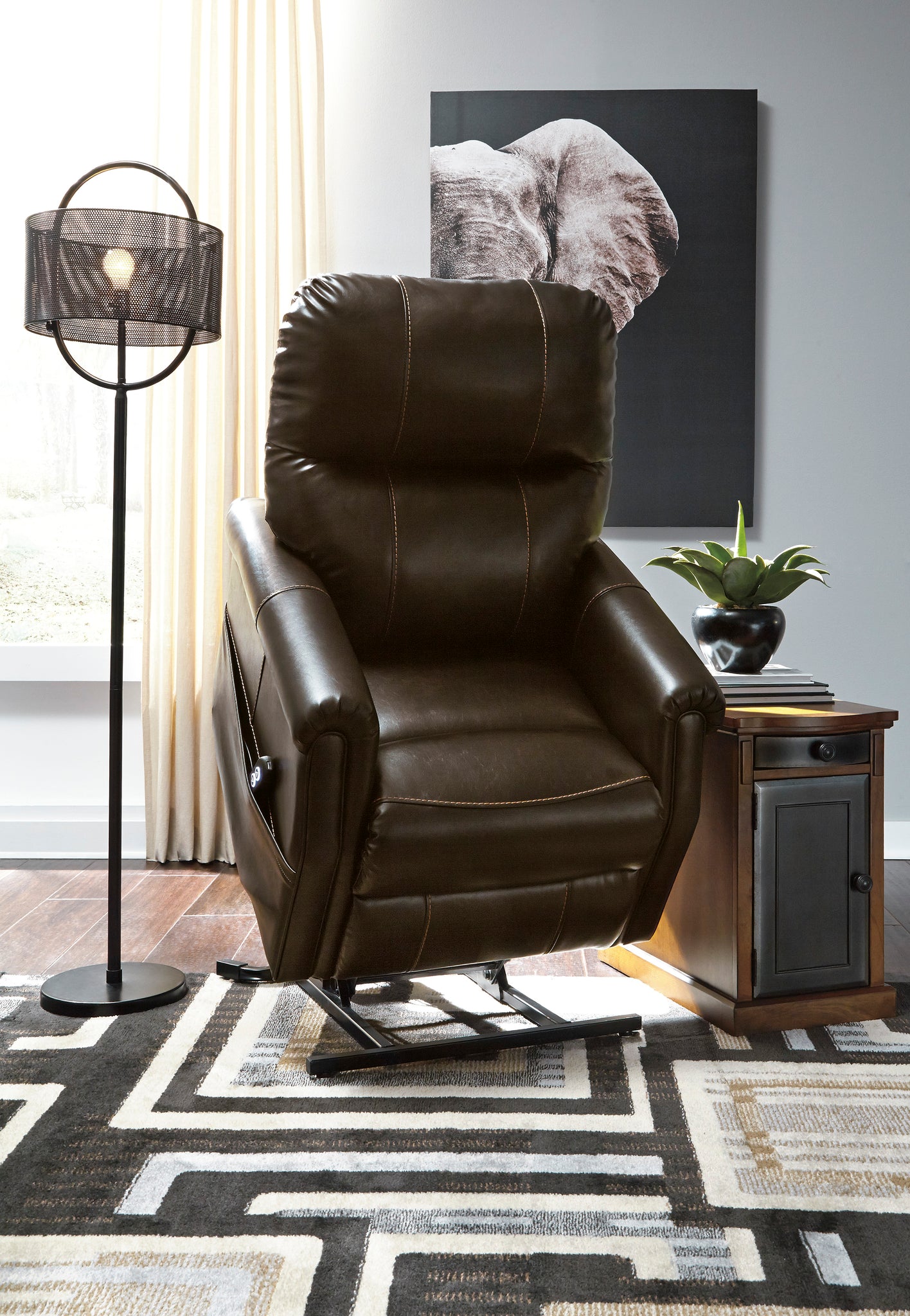 Ashley markridge on sale power lift recliner