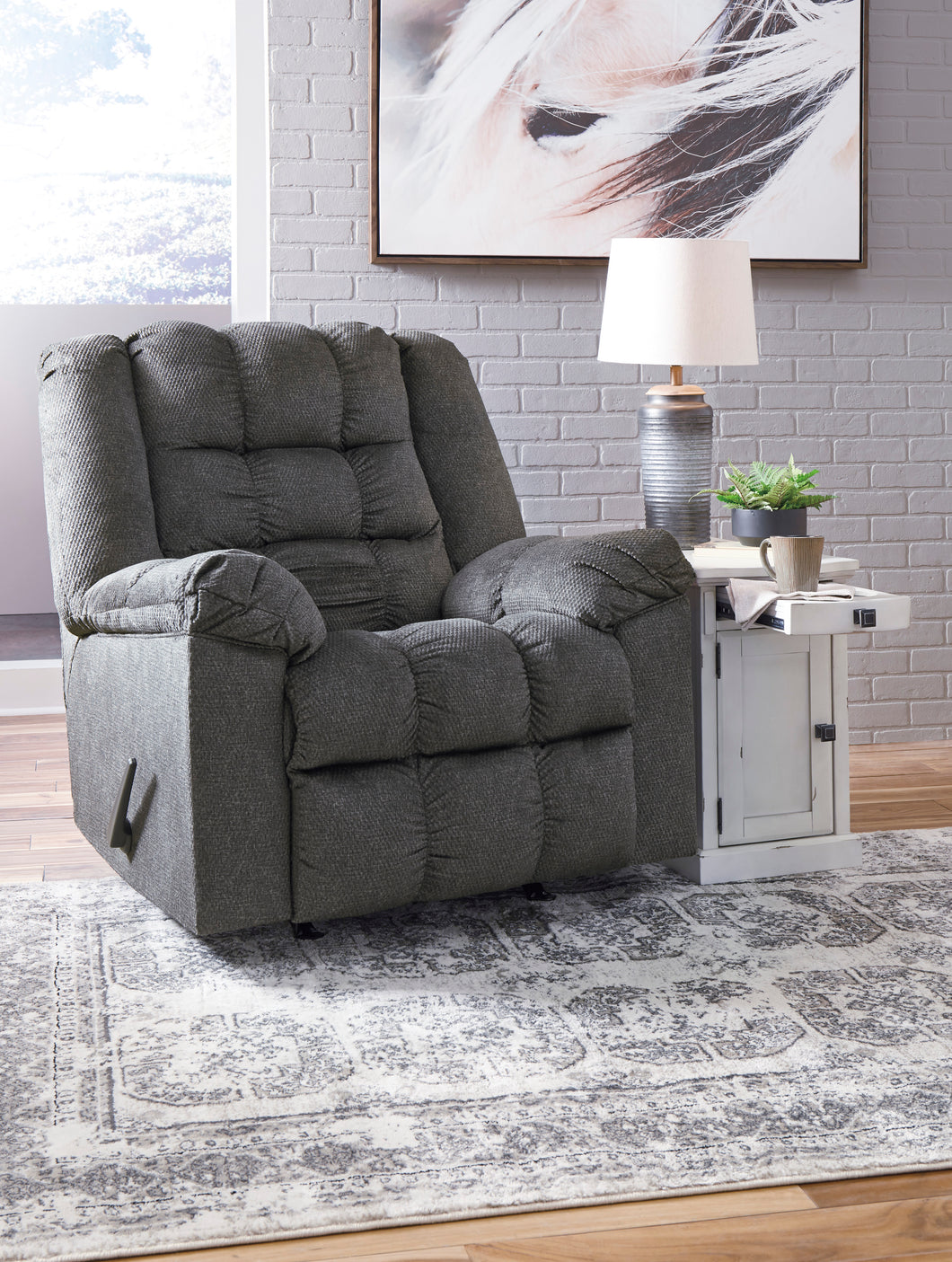 Drakestone Rocker Recliner W/ Heat & Massage