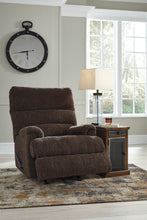 Load image into Gallery viewer, Man Fort Recliner
