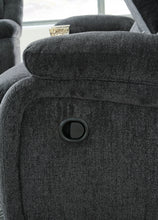 Load image into Gallery viewer, Draycoll Reclining Sofa
