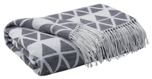 Load image into Gallery viewer, Noemi Throw Blanket

