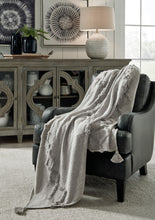 Load image into Gallery viewer, Kassidy Throw Blanket
