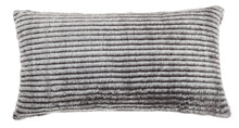 Load image into Gallery viewer, Metea Accent Pillow
