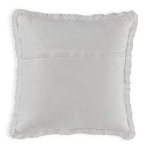 Gariland Pillow