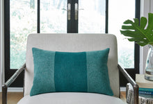 Load image into Gallery viewer, Dovinton Pillow
