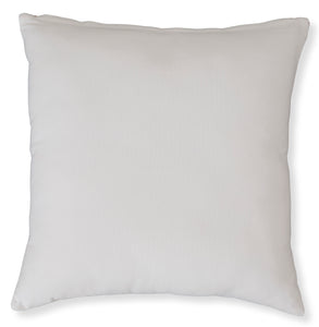 Monique Pillow