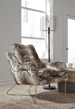 Load image into Gallery viewer, Wildau Accent Chair
