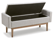 Load image into Gallery viewer, Briarson Storage Bench
