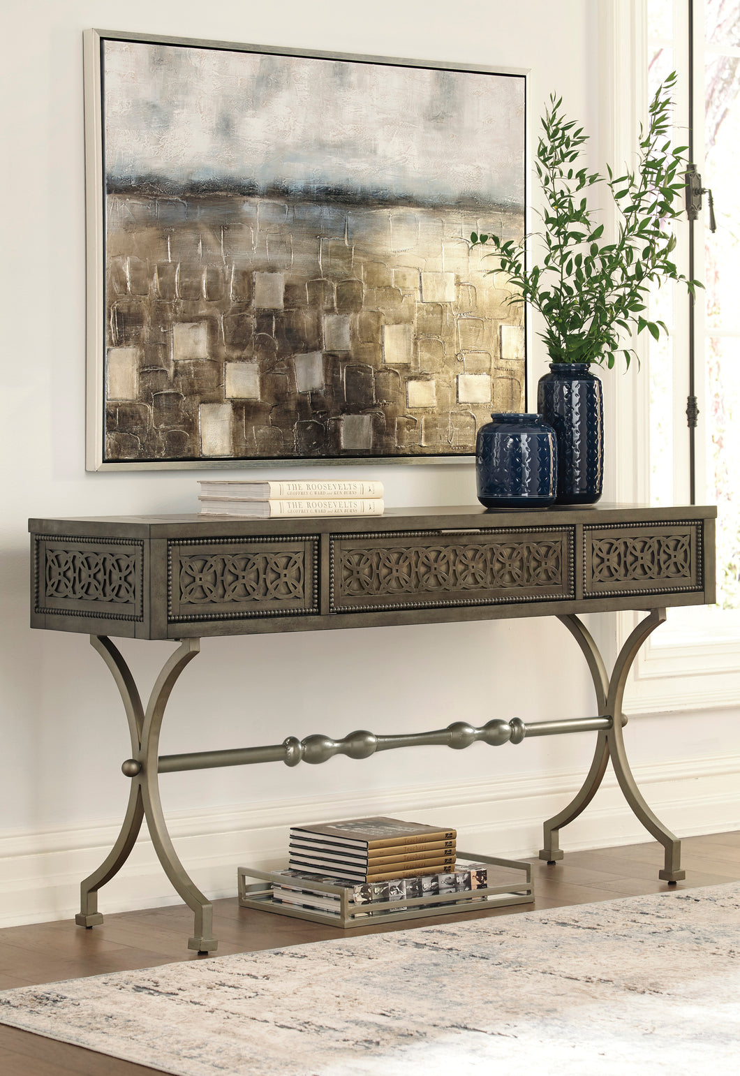 Quinnland Console Sofa Table