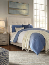 Load image into Gallery viewer, Dolante Queen Upholstered Bed
