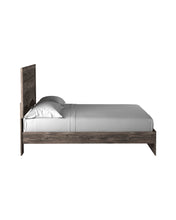 Load image into Gallery viewer, Ralinksi Queen Panel Bed
