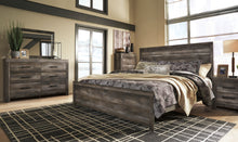 Load image into Gallery viewer, Wynnlow 3 Piece Panel Bed
