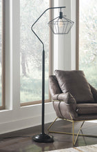 Load image into Gallery viewer, Makeika Floor Lamp
